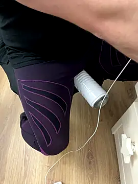 Snapshot of Mindnorthcam2 chatting on November 2025 10:52:02 AM Mindnorthcam2 online show from November 2025 10:52:02 AM