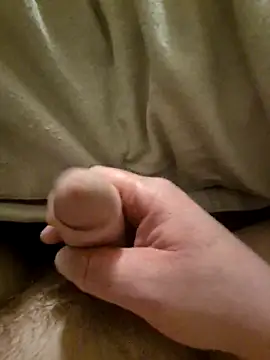 Deebo2212 online show from April 2026 01:48:01 AM