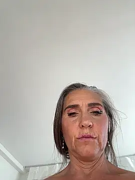 Snapshot of Alimela chatting on February 2026 11:15:01 AM Alimela online show from February 2026 11:15:01 AM