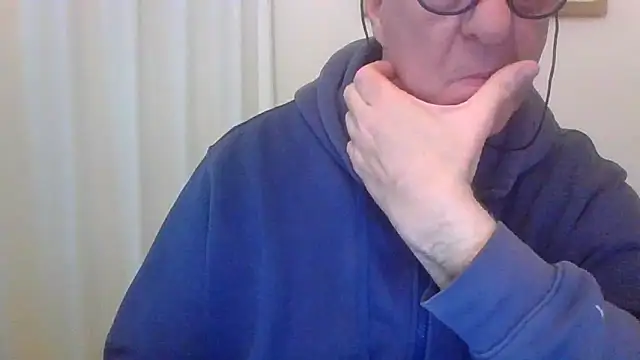 ANONIMO7735 online show from February 2026 06:49:02 PM