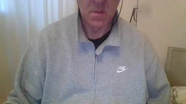 ANONIMO7735 online show from April 2026 05:18:02 AM