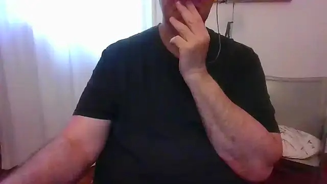 ANONIMO7735 online show from May 2026 05:00:01 PM