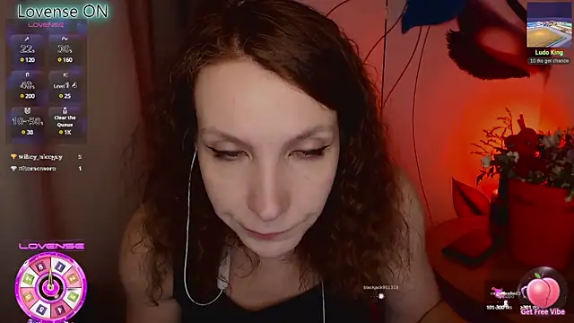 Snapshot of JohansonKatie chatting on February 2025 03:03:02 PM JohansonKatie online show from February 2025 03:03:02 PM