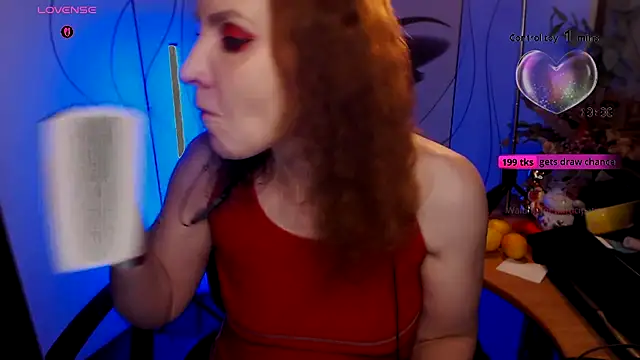 Snapshot of JohansonKatie chatting on November 2025 02:12:02 AM JohansonKatie online show from November 2025 02:12:02 AM