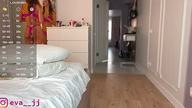 Eva JJ online show from November 2025 03:07:01 AM