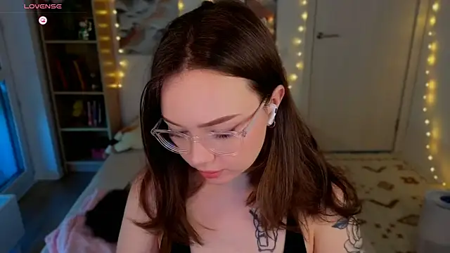 Snapshot of MilenaSaint chatting on July 2026 03:35:02 AM MilenaSaint online show from July 2026 03:35:02 AM