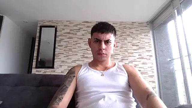 Snapshot of Lobito_xxxl chatting on November 2025 03:01:02 PM Lobito xxxl online show from November 2025 03:01:02 PM