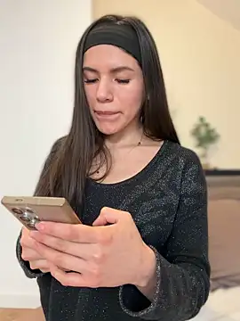 LalieFR online show from March 2026 11:39:02 AM