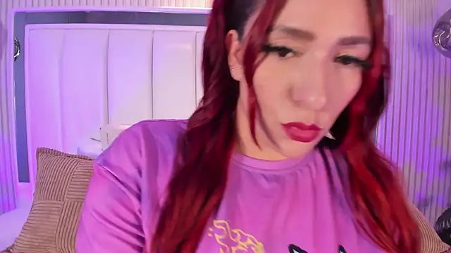 Snapshot of naughty_flower18 chatting on February 2026 10:28:01 PM naughty flower18 online show from February 2026 10:28:01 PM