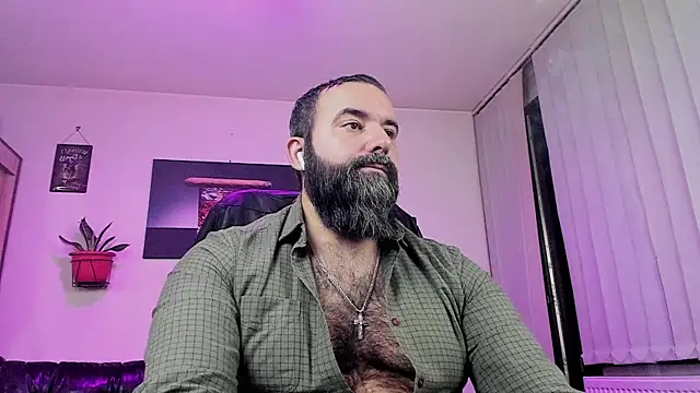 Snapshot of ChristophJules chatting on December 2024 06:20:01 PM ChristophJules online show from December 2024 06:20:01 PM