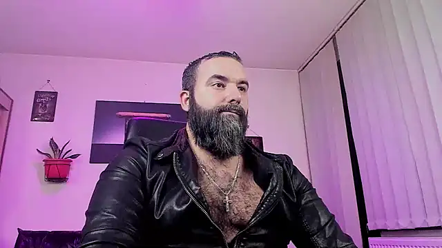 Snapshot of ChristophJules chatting on December 2024 01:05:01 AM ChristophJules online show from December 2024 01:05:01 AM