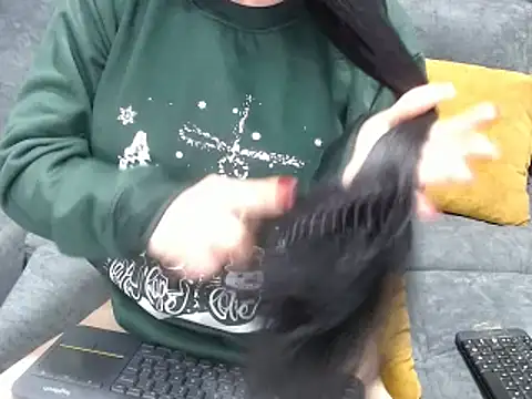 Snapshot of kamila-diablita chatting on December 2024 02:28:02 PM kamila-diablita online show from December 2024 02:28:02 PM