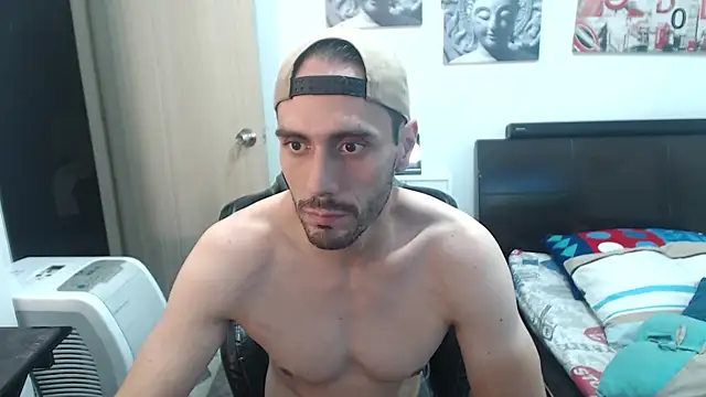 Snapshot of samuelgarcia_ chatting on December 2024 07:26:02 AM samuelgarcia online show from December 2024 07:26:02 AM