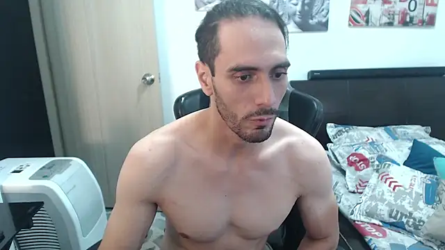 Snapshot of samuelgarcia_ chatting on December 2024 11:00:02 AM samuelgarcia online show from December 2024 11:00:02 AM