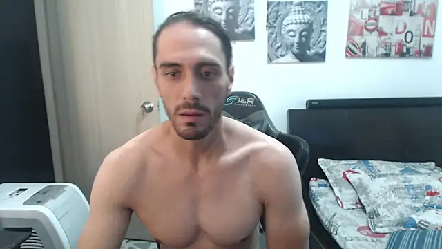 Snapshot of samuelgarcia_ chatting on January 2025 02:08:02 PM samuelgarcia online show from January 2025 02:08:02 PM