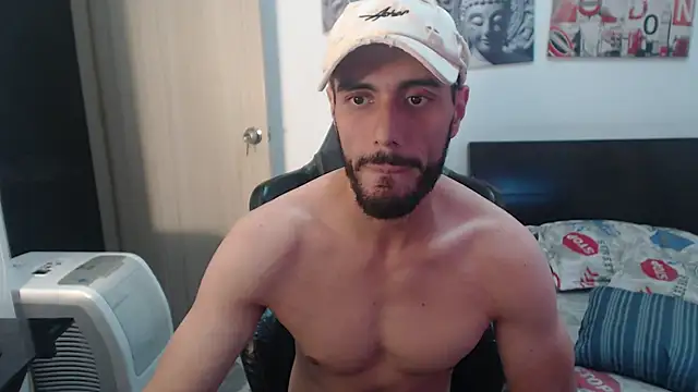 Snapshot of samuelgarcia_ chatting on March 2025 08:00:01 AM samuelgarcia online show from March 2025 08:00:01 AM