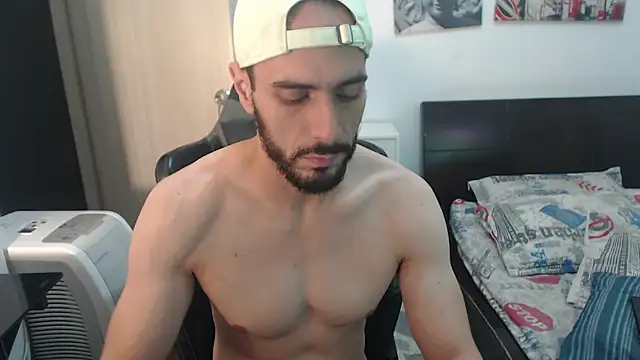 Snapshot of samuelgarcia_ chatting on March 2025 08:26:02 AM samuelgarcia online show from March 2025 08:26:02 AM