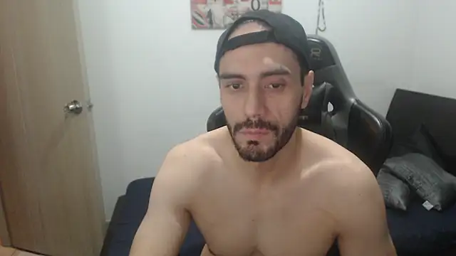 Snapshot of samuelgarcia_ chatting on September 2025 10:27:01 AM samuelgarcia online show from September 2025 10:27:01 AM