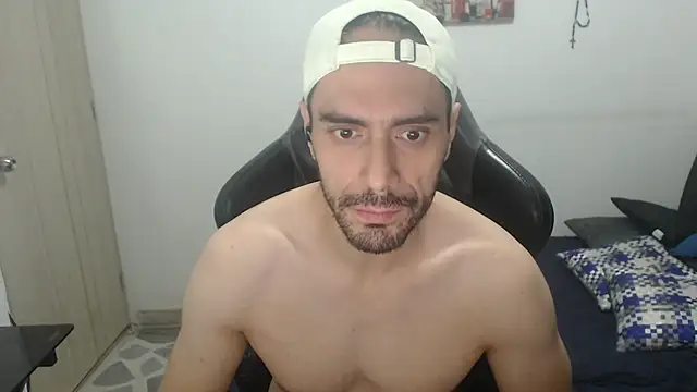 Snapshot of samuelgarcia_ chatting on October 2025 11:09:02 AM samuelgarcia online show from October 2025 11:09:02 AM