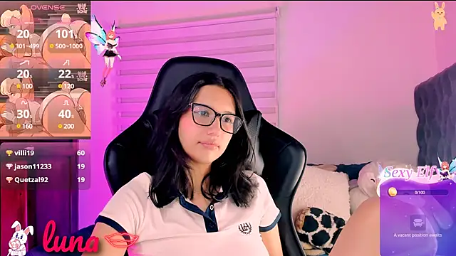 Luniverse online show from January 2025 02:22:02 AM