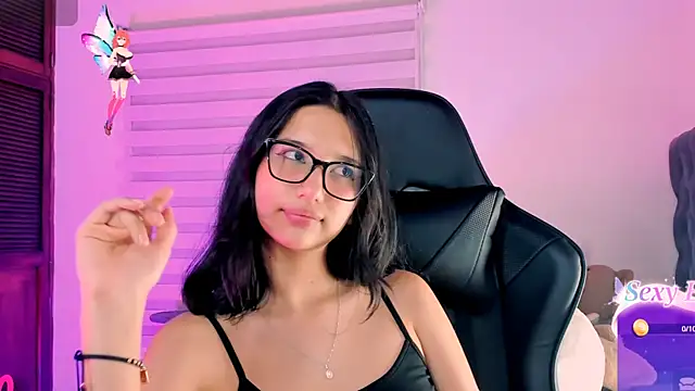 Snapshot of Luniverse chatting on January 2025 01:34:02 AM Luniverse online show from January 2025 01:34:02 AM