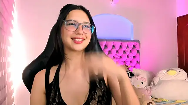 Luniverse online show from November 2025 07:37:02 PM