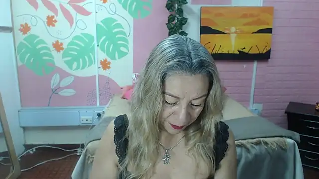 ZAMANTHA online show from March 2026 02:43:01 PM