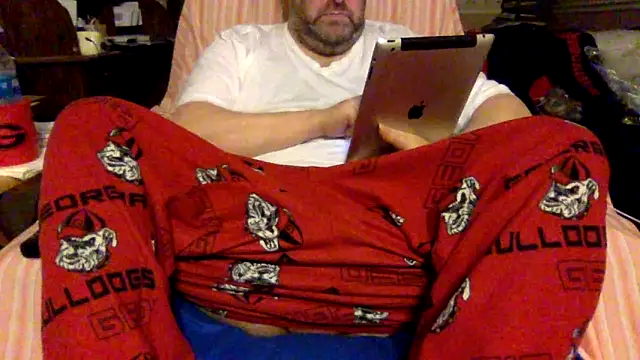 Snapshot of Drwhocares chatting on February 2025 10:20:01 PM Drwhocares online show from February 2025 10:20:01 PM