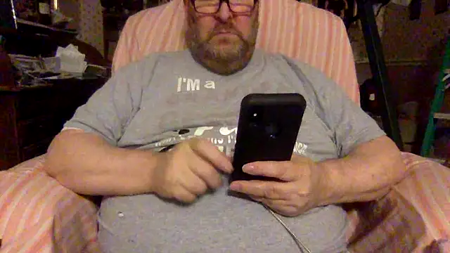 Snapshot of Drwhocares chatting on April 2026 05:58:02 PM Drwhocares online show from April 2026 05:58:02 PM