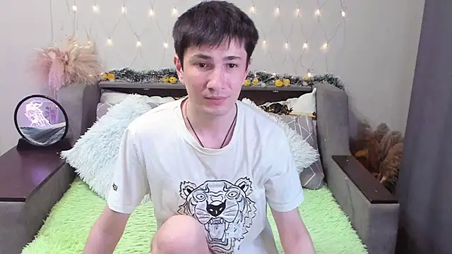 Snapshot of Yumi_steve chatting on September 2025 04:01:02 PM Yumi steve online show from September 2025 04:01:02 PM
