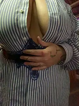 Snapshot of PrincessLauren420 chatting on December 2024 08:11:01 PM PrincessLauren420 online show from December 2024 08:11:01 PM