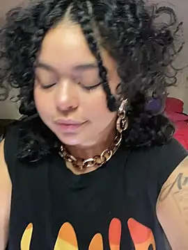 Snapshot of PrincessLauren420 chatting on March 2025 05:17:02 PM PrincessLauren420 online show from March 2025 05:17:02 PM