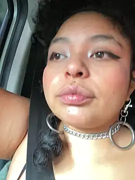 Snapshot of PrincessLauren420 chatting on March 2025 01:20:02 PM PrincessLauren420 online show from March 2025 01:20:02 PM