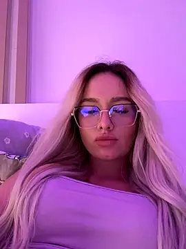 Snapshot of mollyxxx chatting on September 2025 02:16:02 AM mollyxxx online show from September 2025 02:16:02 AM