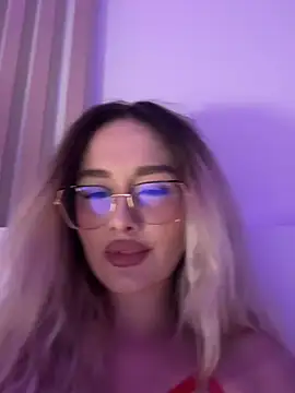 mollyxxx online show from February 2026 02:26:01 AM