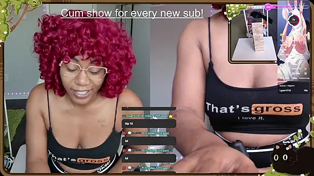 Snapshot of Cheybaaee chatting on November 2025 06:21:01 PM Cheybaaee online show from November 2025 06:21:01 PM