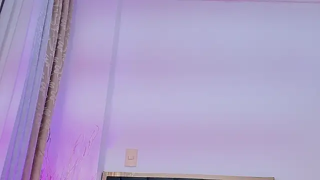 JupiteFox online show from March 2026 12:50:01 AM