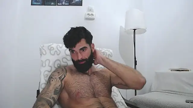 Verycutex online show from March 2025 09:46:02 PM