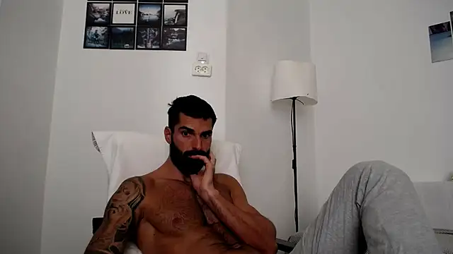 Verycutex online show from September 2025 08:42:02 AM