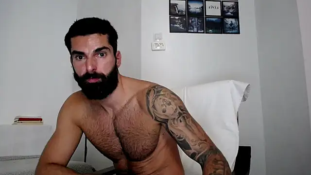 Verycutex online show from October 2025 11:07:02 AM