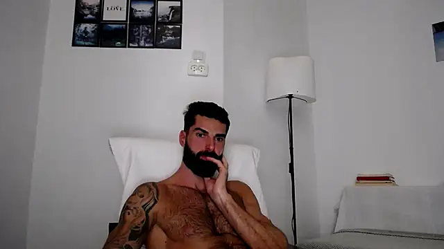 Verycutex online show from October 2025 06:34:01 AM