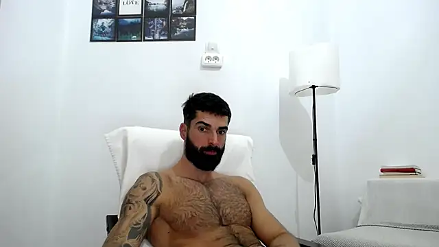 Verycutex online show from October 2025 08:15:02 AM