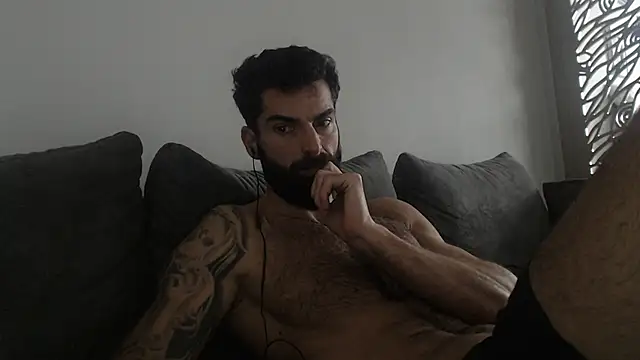 Verycutex online show from November 2025 08:42:01 AM