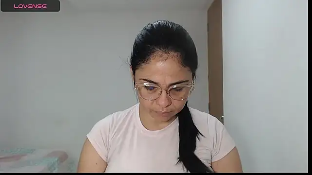 selena ferri online show from October 2025 08:13:02 PM