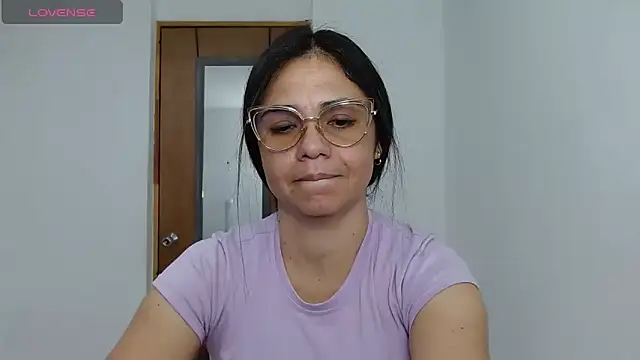 selena ferri online show from March 2026 09:40:01 PM