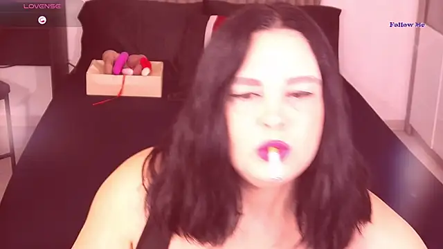 Alenny11 online show from October 2025 03:06:02 AM