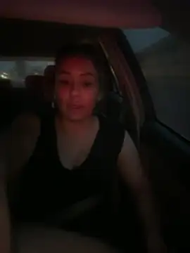 Snapshot of Aw_ThROAt9 chatting on April 2026 12:14:02 PM Aw ThROAt9 online show from April 2026 12:14:02 PM