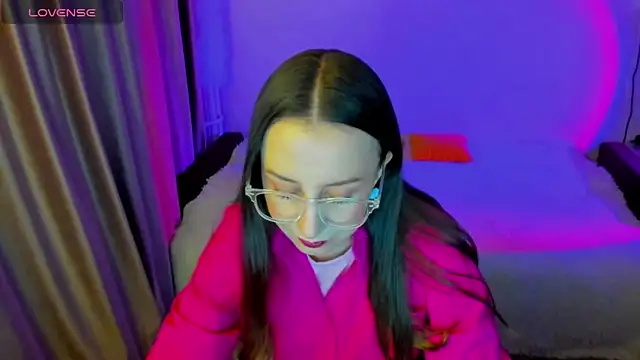 CurlySteph online show from February 2026 07:54:02 PM