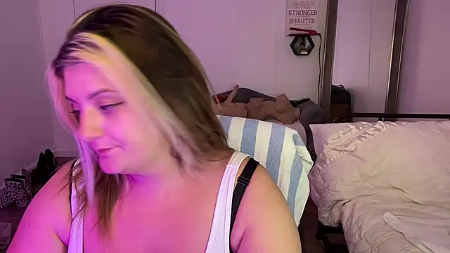 magicsparkles online show from March 2025 12:10:01 AM