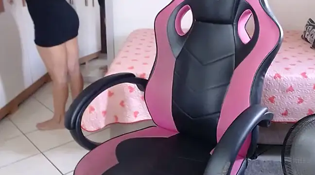 bustycarly online show from February 2025 02:22:02 PM